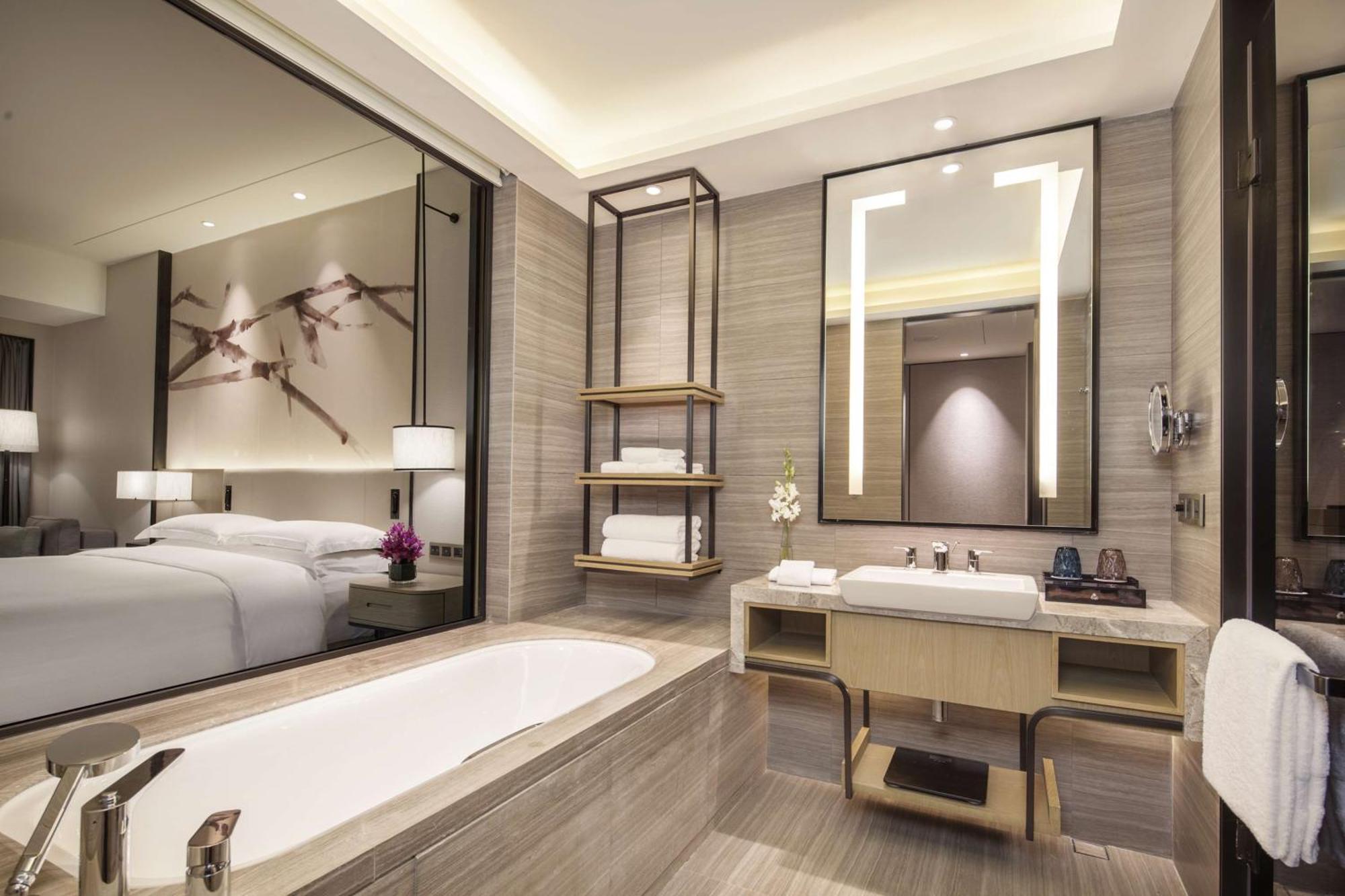 ดับเบิลทรี บาย ฮิลตัน โฮเต็ล เซินเจิ้น หลงหัว Hotel ภายนอก รูปภาพ